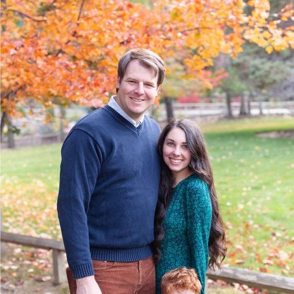 Meet your Posher, Abigail - Picture 1 of 6